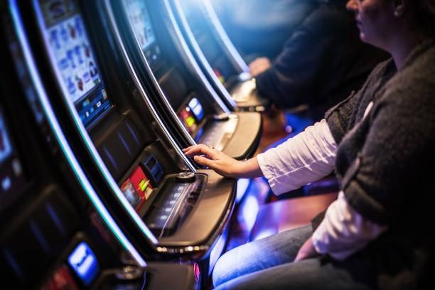 bob69 mobile app interface showing slot games and live-dealer tables